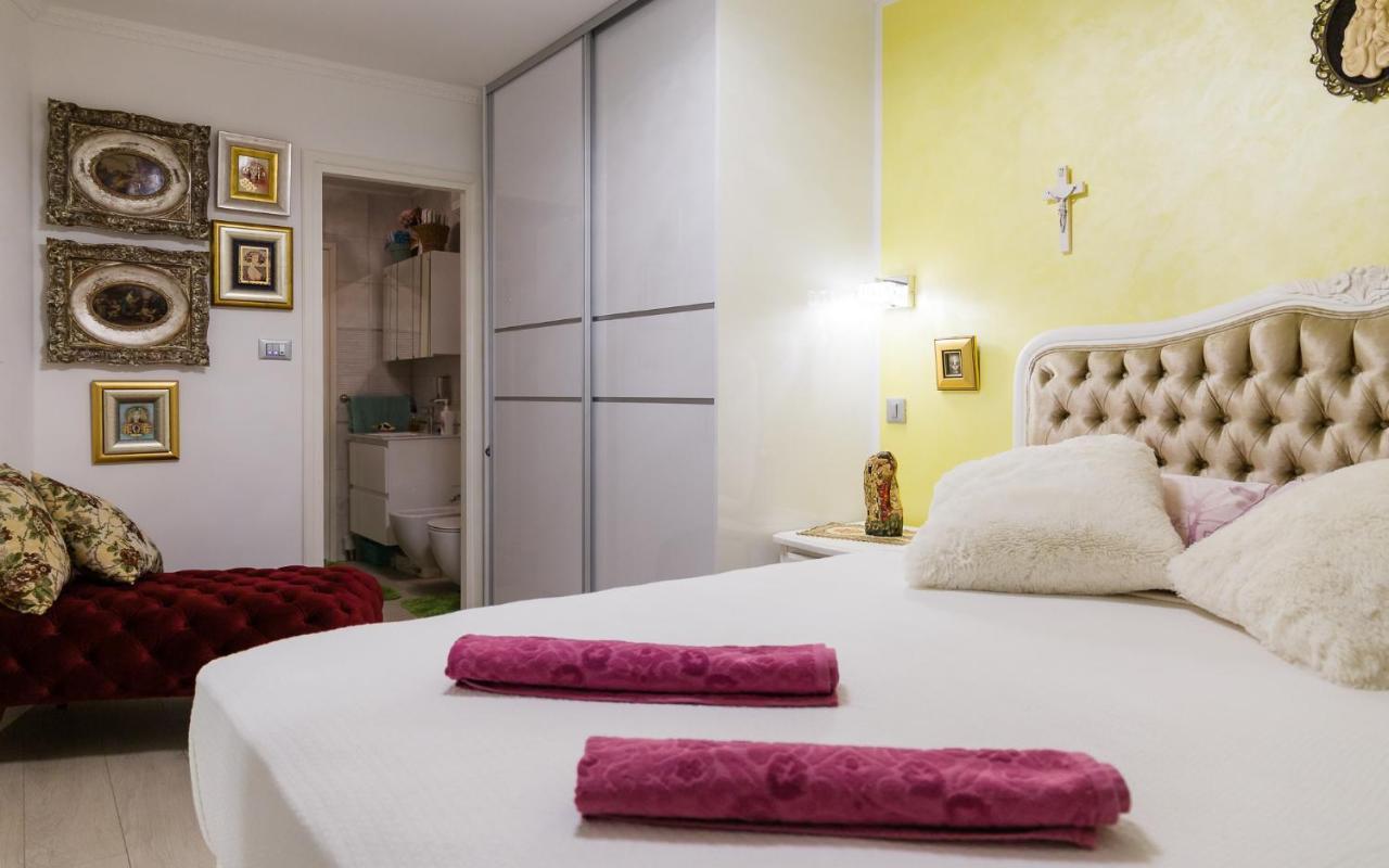 Luxury Apartment Sara Umag Buitenkant foto
